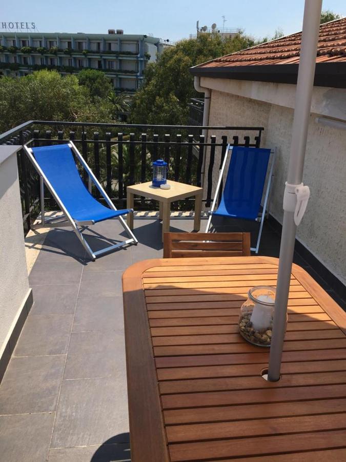 Beda House Panoramica E Tranquilla Villa จีอาร์ดีนี นักซอส ภายนอก รูปภาพ